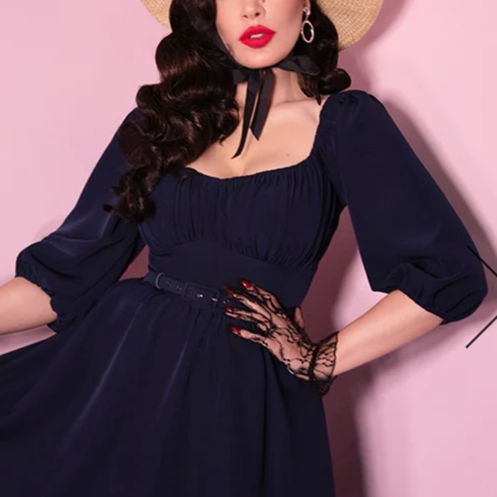 Vacation blouse in navy